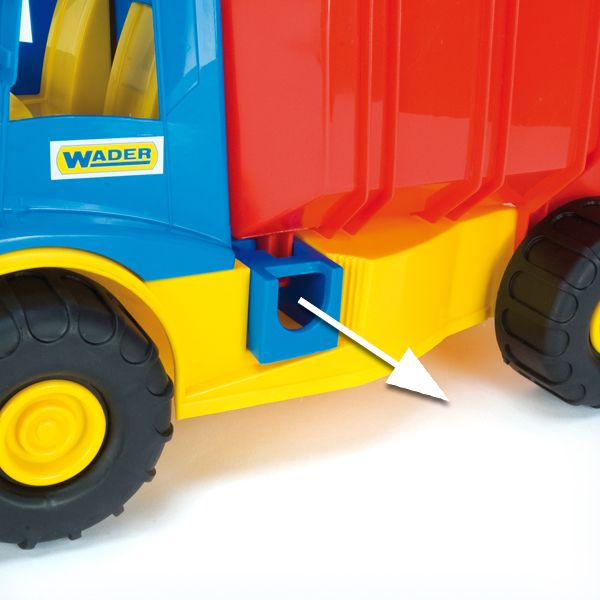 Wader Tipper Truck With Bowling Set